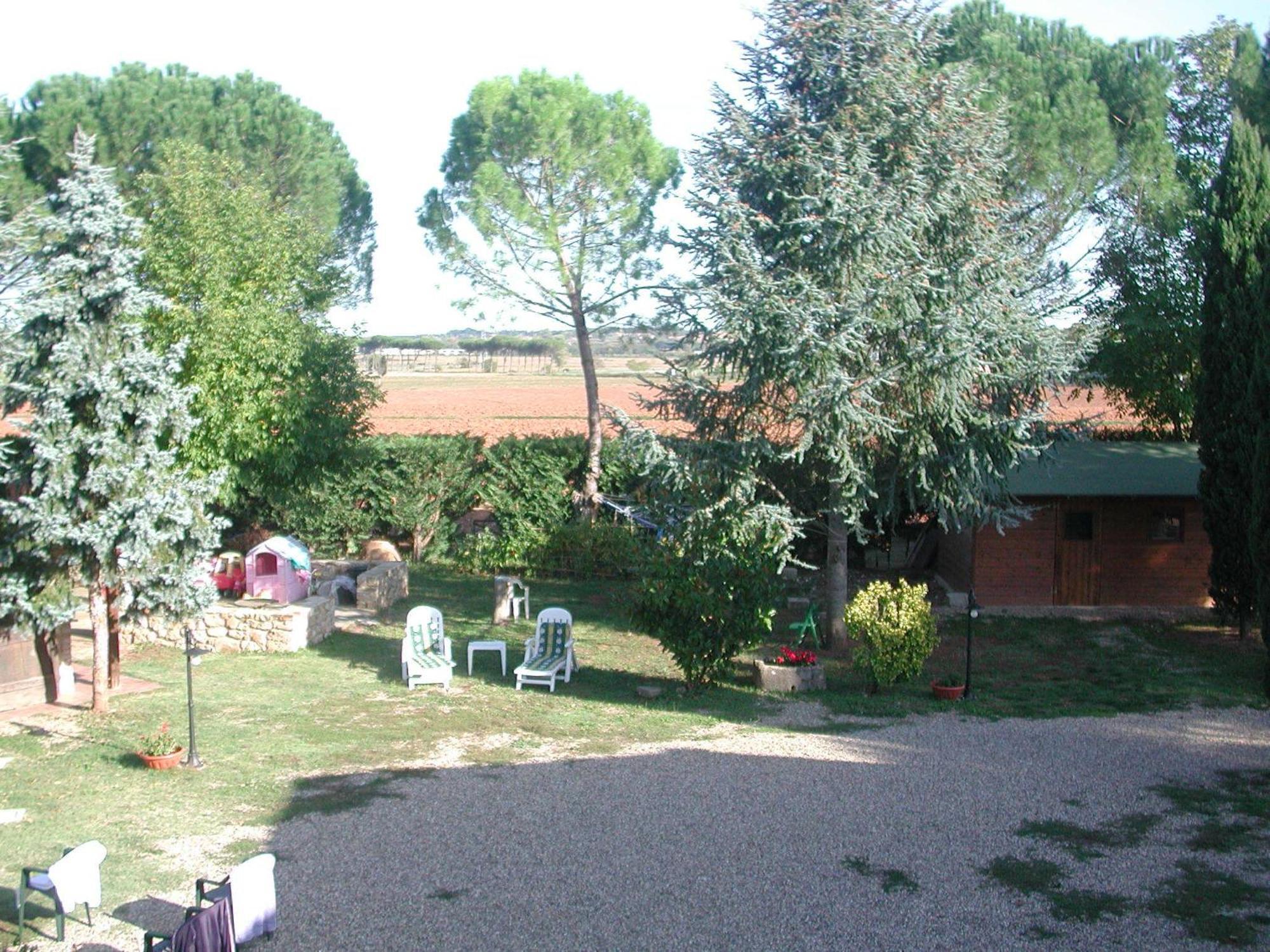 Casale Il Colombaio Di Toiano Pensionat Valli Exteriör bild
